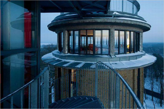 Illustration for article titled Imagine Living Inside These Incredible Tower Homes